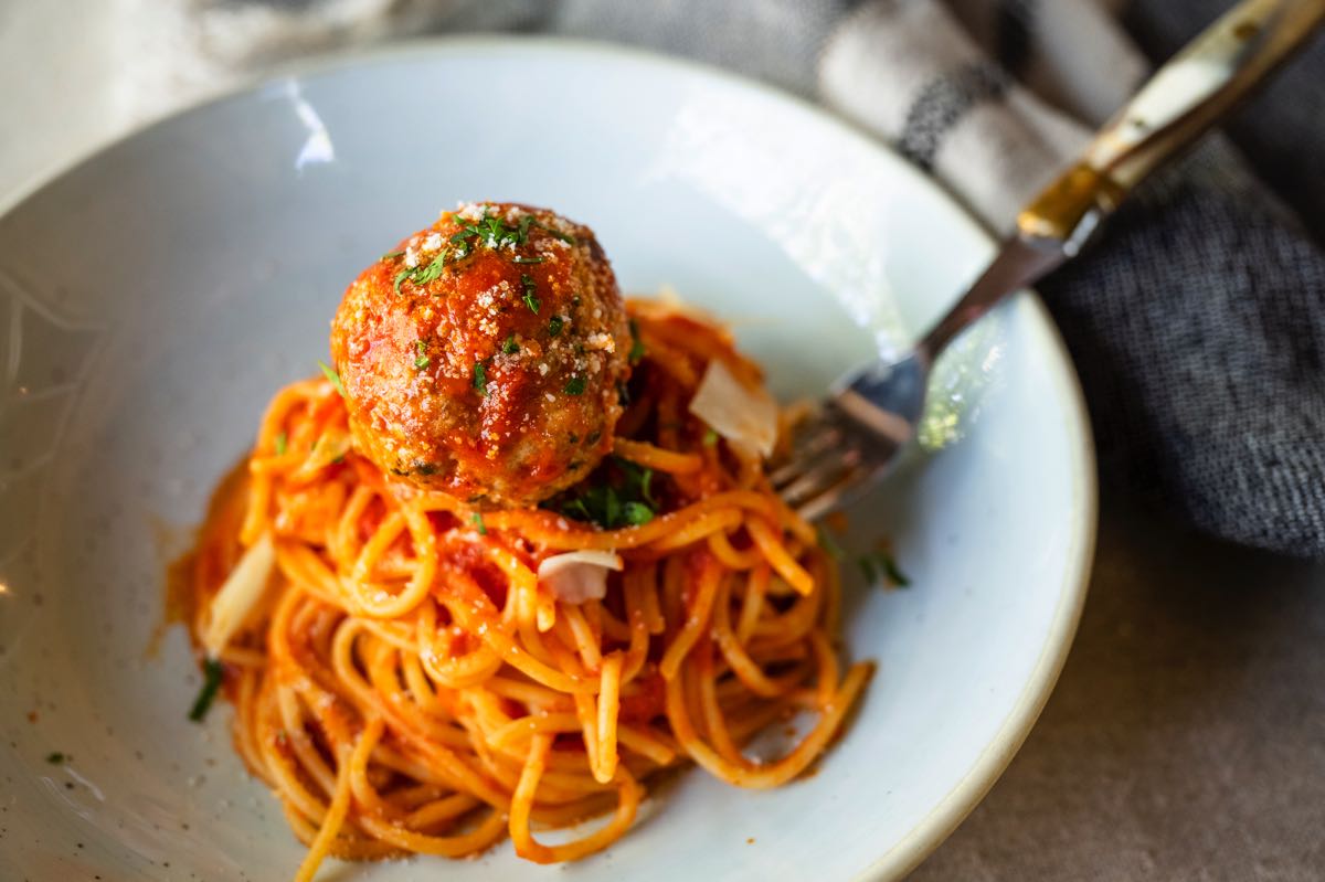 spaghetti-and-meatball
